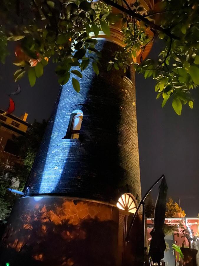 Water Tower Budapest 1097 Exterior photo